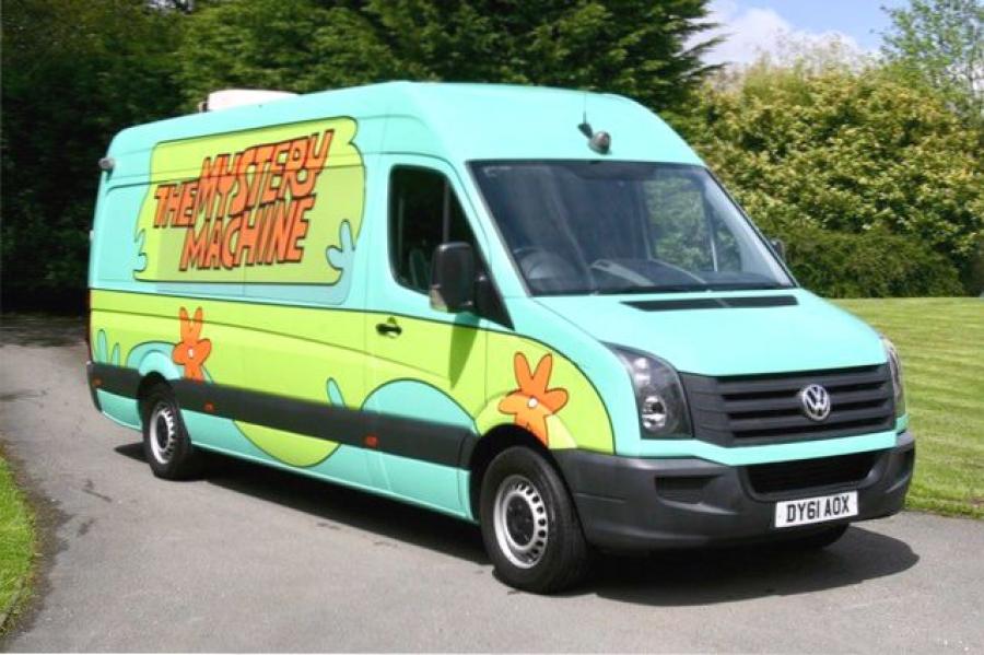  Volkswagen Crafter The Mystery Machine 2012 года  (фото 1 из 19)